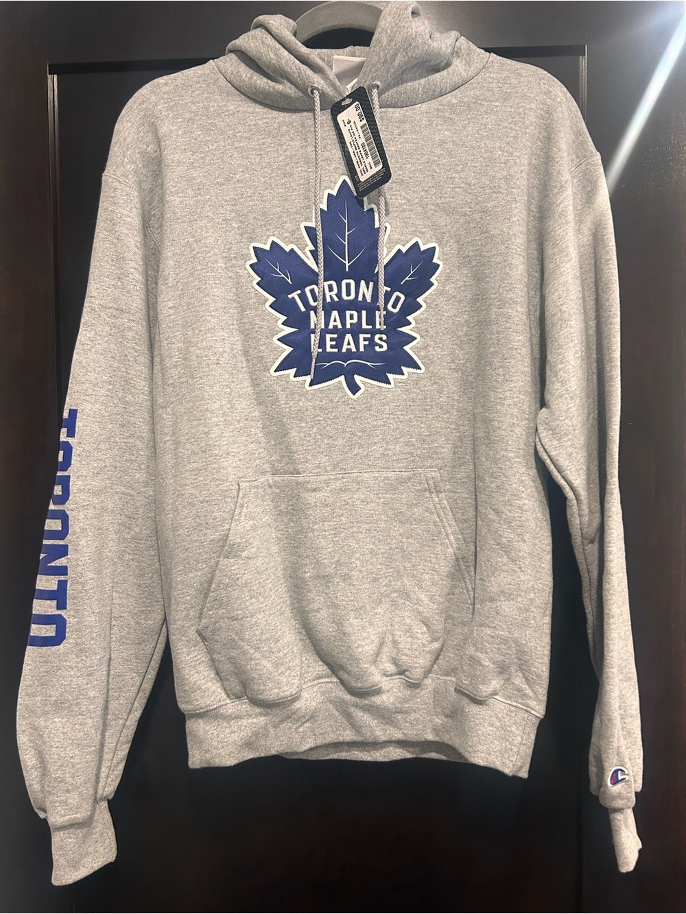 NWT Toronto Maple Leafs x Champion Size Small Men's Hoodie